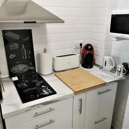 Sane- Estudio Con Wifi, En El Centro, A 600 Metros Playa *