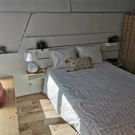 Sane- Estudio Con Wifi, En El Centro, A 600 Metros Playa